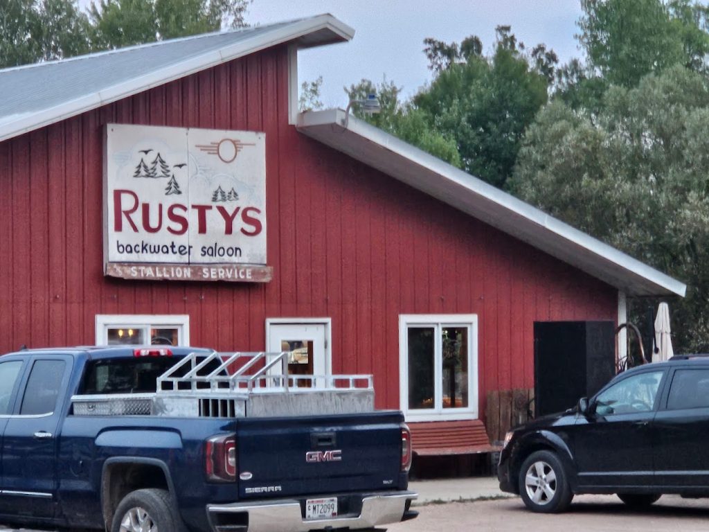 rustys backwater saloon exterior 1024x768