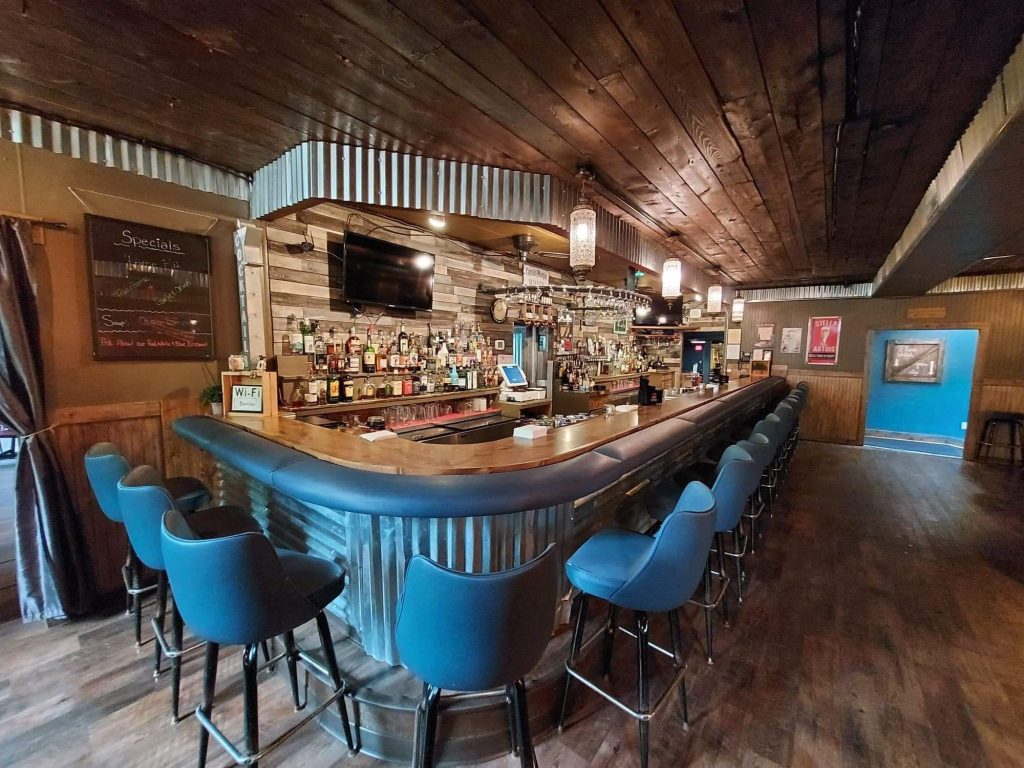 buck a neer supper club 1024x768